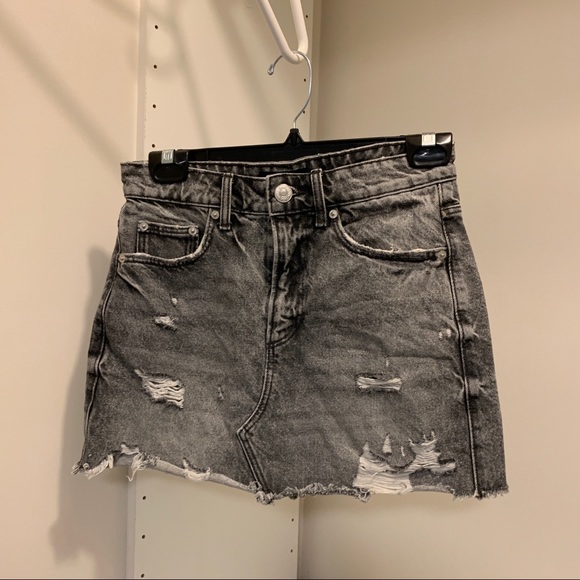 Distressed Black Zara Mini Denim Skirt - Picture 1 of 5